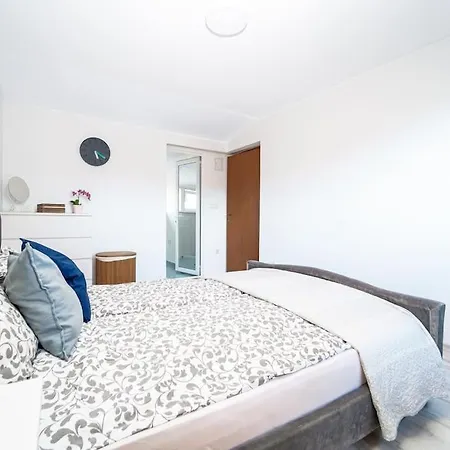 2bd Next To Vitosha Bul.