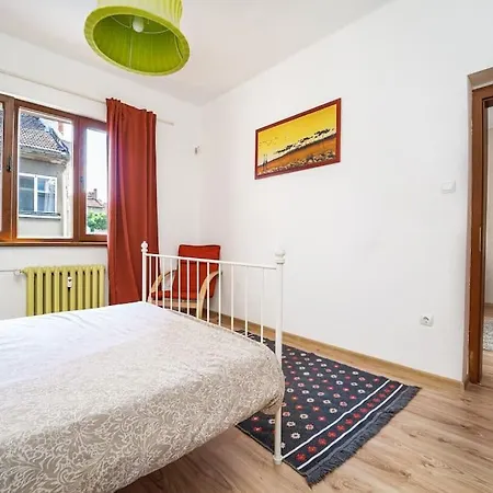 Central 2bd Next To Vitosha Bul. * Sofia