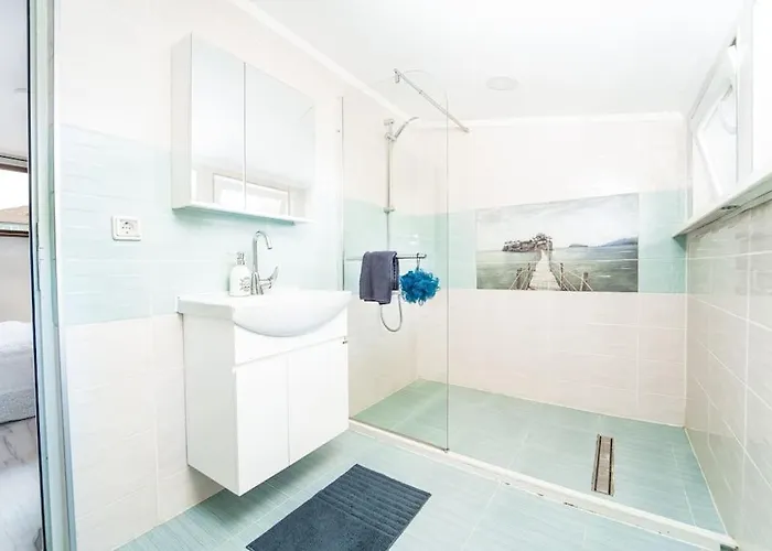 2bd Next To Vitosha Bul. アパート