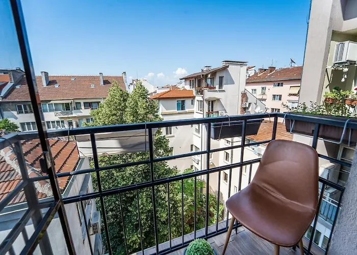 2bd Next To Vitosha Bul. アパート ソフィア